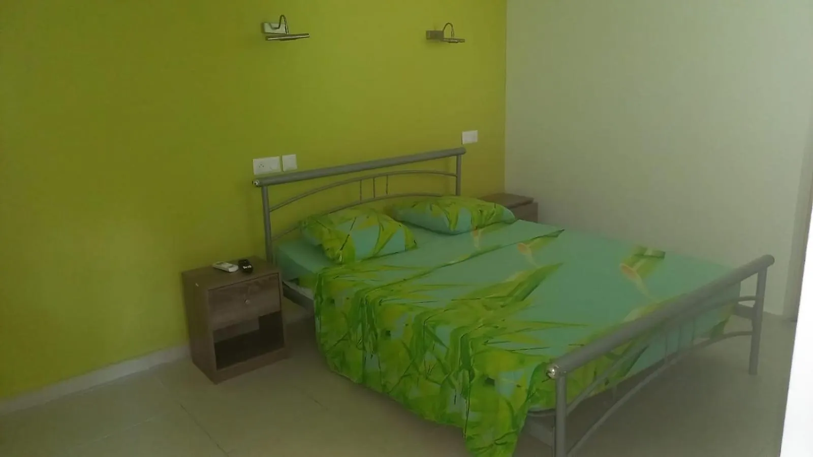 Bungalow Ti Dauphin Rdc 圣安尼